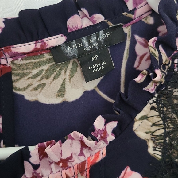 Ann Taylor Floral sheer blouse - Picture 3 of 4